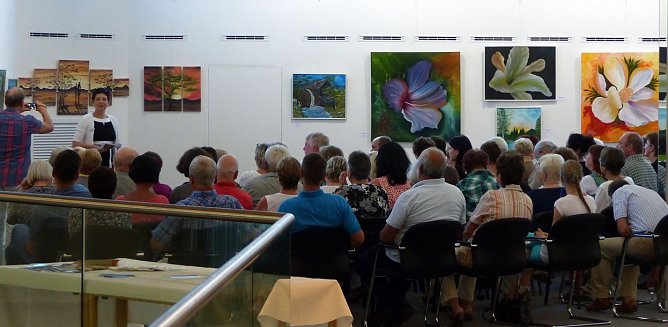 Vernissage in der KSK-Galerie (Foto: nnz) Vernissage in der KSK-Galerie (Foto: nnz)