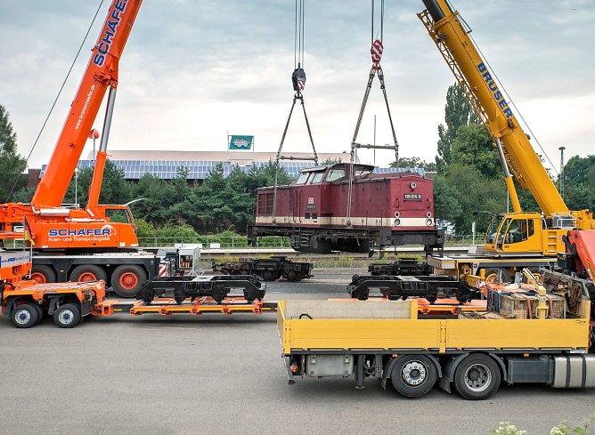 "Kamel" wird verladen (Foto: HSB - Marcel Tokarski) "Kamel" wird verladen (Foto: HSB - Marcel Tokarski)