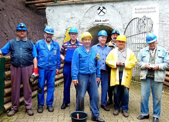 Kumpels im Einsatz (Foto: L. Schubert) Kumpels im Einsatz (Foto: L. Schubert)