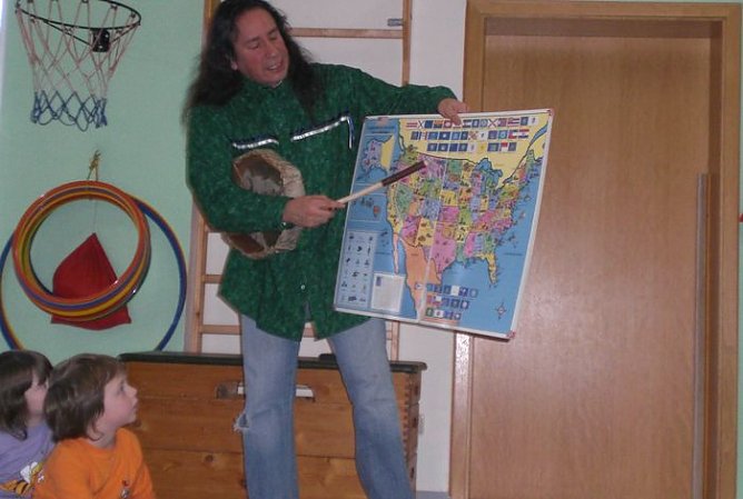 Besuch in der Kita (Foto: Kita) Besuch in der Kita (Foto: Kita)