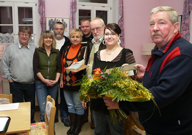 Überreicht (Foto: nnz) Überreicht (Foto: nnz)