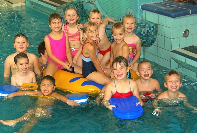 Schwimmkurs (Foto: Wernsdorf)