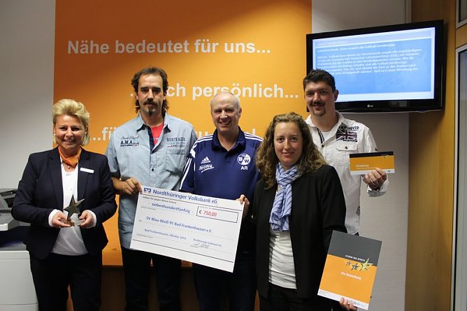 Jubel im Nachwuchsbereich bei Blau-Wei&szlig; Bad Frankenhausen (Foto: Karl-Heinz Herrmann)