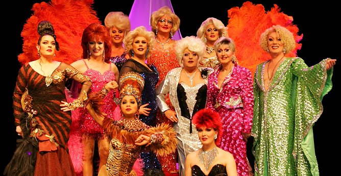 Travestie im Klubhaus Thale (Foto: Agentur)