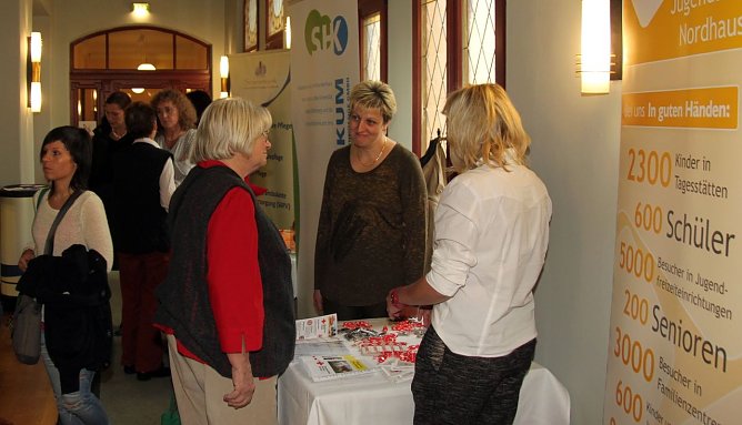 Pflegeeinrichtungen stellten sich vor (Foto: J. Piper) Pflegeeinrichtungen stellten sich vor (Foto: J. Piper)