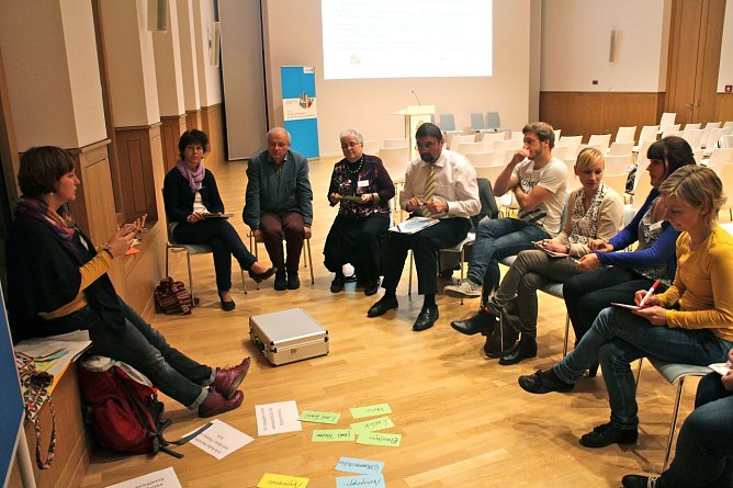 Der Erfahrungs- und Meinungsaustausch gehört zur Tradition der Konferenzen (Foto: Angelo Glashagel) Der Erfahrungs- und Meinungsaustausch gehört zur Tradition der Konferenzen (Foto: Angelo Glashagel)