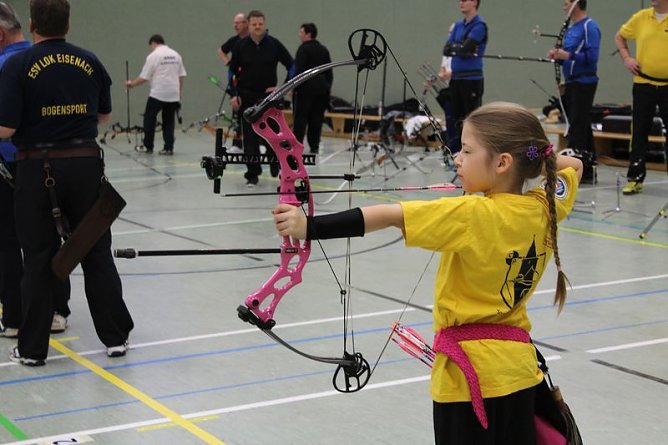 5. Adventsturnier im Bogenschießen (Foto: Karl-Heinz Herrmann) 5. Adventsturnier im Bogenschießen (Foto: Karl-Heinz Herrmann)
