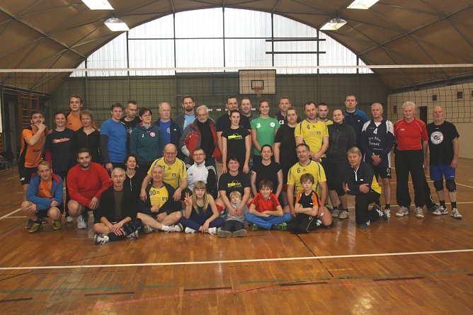 sportlicher Jahresabschluss in Sülzhayn (Foto: Helga Poerschke) sportlicher Jahresabschluss in Sülzhayn (Foto: Helga Poerschke)