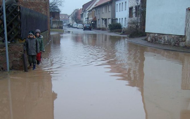 G&ouml;rsbach unter Wasser (Foto: Gemeinde)