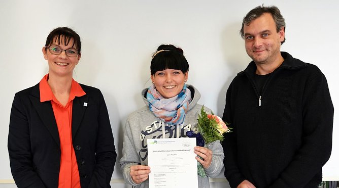 &Uuml;berrascht (Foto: Tina Bergknapp/HSN)