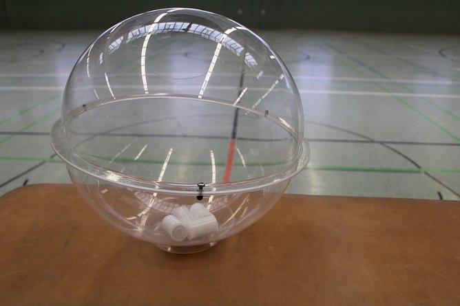 Halbfinalpaarungen stehen (Foto: Karl-Heinz Herrmann) Halbfinalpaarungen stehen (Foto: Karl-Heinz Herrmann)