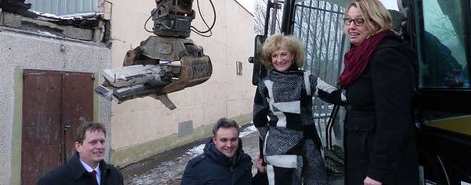 Bagger "gefahren" (Foto: nnz) Bagger "gefahren" (Foto: nnz)