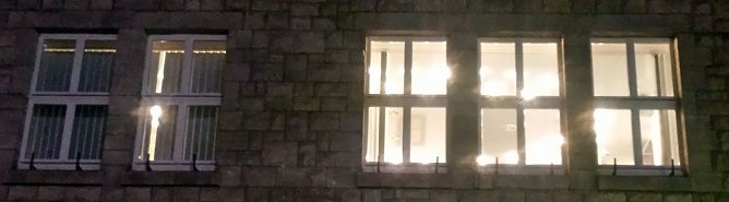 Hinter diesen Fenstern wird am liebsten ohne &Ouml;ffentlichkeit beraten. (Foto: nnz)