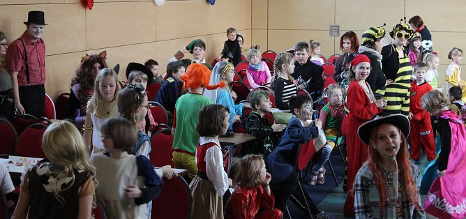 Fasching in der Evangelischen Grundschule Nordhausen (Foto: privat) Fasching in der Evangelischen Grundschule Nordhausen (Foto: privat)