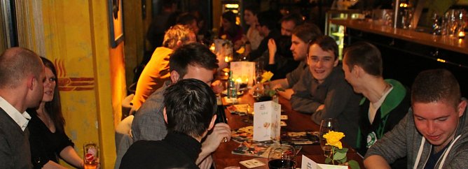 Internationaler Stammtisch (Foto: privat) Internationaler Stammtisch (Foto: privat)