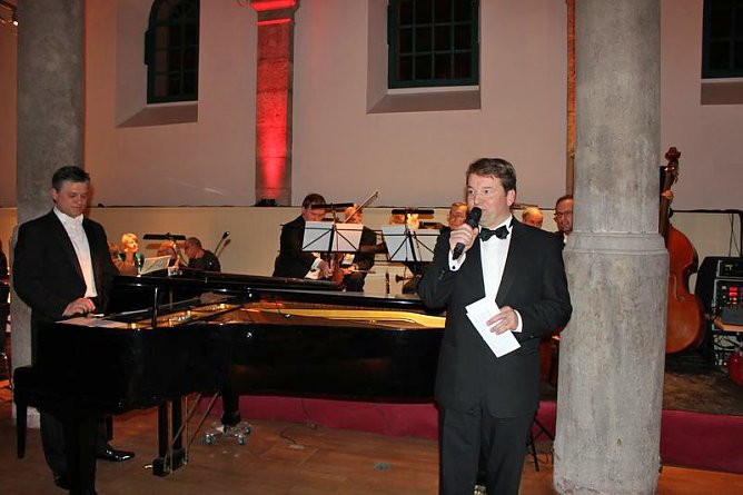 nnz/kn: Ballgeflüster mit Premiere (Foto: Karl-Heinz Herrmann) nnz/kn: Ballgeflüster mit Premiere (Foto: Karl-Heinz Herrmann)