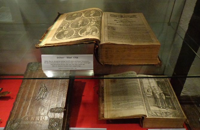 Ausstellung im Tabakspeicher (Foto: Hans-Georg Backhaus)