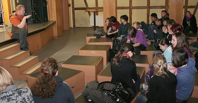 Theater zum Jugendhilfetag (Foto: pln/Piper) Theater zum Jugendhilfetag (Foto: pln/Piper)