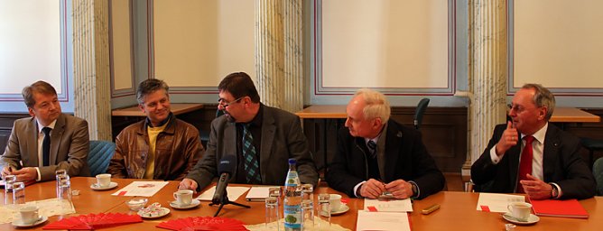 Vom Kleingewächs zum Großereignis (Foto: Karl-Heinz Herrmann) Vom Kleingewächs zum Großereignis (Foto: Karl-Heinz Herrmann)