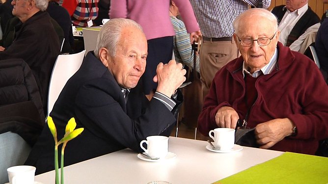 Otto Konstein (links) und Albrecht Weinberg - "Wer den Krieg in mehreren Lagern &uuml;berlebt hat, der ist ziemlich stark" (Foto: Angelo Glashagel)