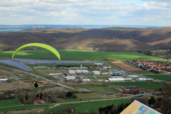 Geduld f&uuml;rs Gleitschirmfliegen (Foto: Karl-Heinz Herrmann)