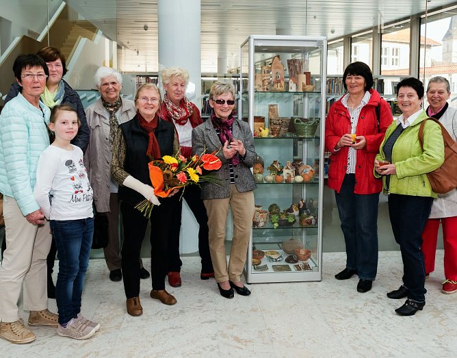 Ausstellung er&ouml;ffnet (Foto: M. Tabbatt)