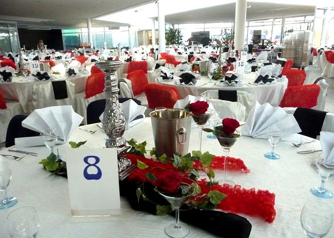 Fr&uuml;hlingsball (Foto: nnz)