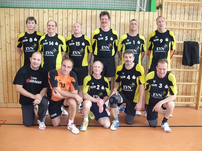 Die Ü53 Mannschaft des SVC blieb ein wenig hinter ihren Erwartungen zurück (Foto: Rainer Pfennig) Die Ü53 Mannschaft des SVC blieb ein wenig hinter ihren Erwartungen zurück (Foto: Rainer Pfennig)