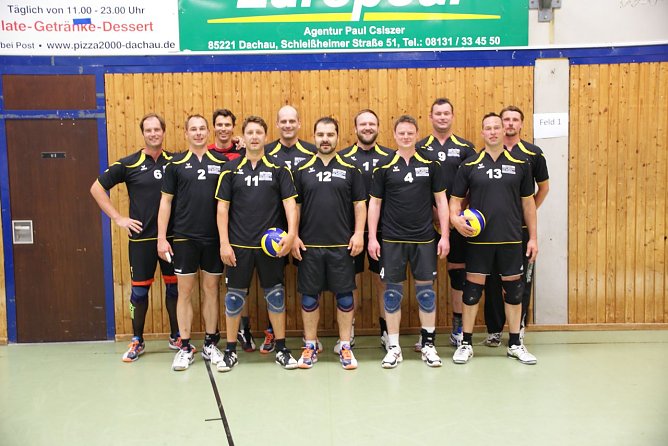 Die "junge" Mannschaft der SVC Senioren hatte sich nach vier Jahren wieder f&uuml;r die Meisterschaft qualifiziert (Foto: Rainer Pfennig)