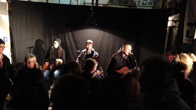 "Less People" in der Alten Kanzlei in Bleicherode (Foto: Ralf Kirchner)