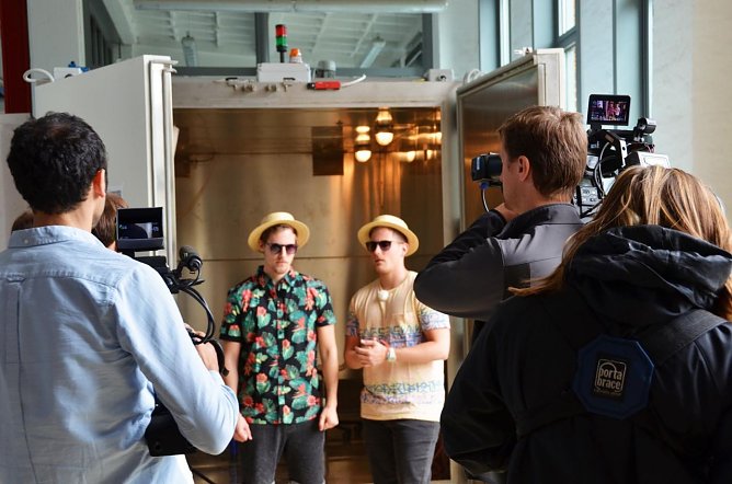 In den insgesamt drei Challenges an der Hochschule sollten die YouTube Stars Benni und Dennis erkunden was die Nordh&auml;user Hochschule zu bieten hat (Foto: Tina Bergknapp)