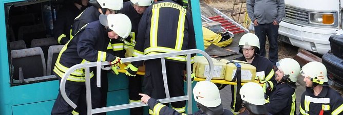 &Uuml;bung macht den Meister - auch bei der Bleicher&ouml;der Feuerwehr (Foto: Feuerwehr Bleicherode)