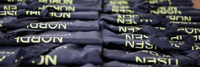 F&uuml;r die Neuen gab es Beutel mit n&uuml;tzlichem Inhalt (Foto: nnz)