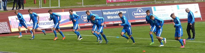 Wacker beim Warmmachen (Foto: nnz)