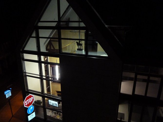 So dunkel die Nacht? Nicht vor der Flohburg... (Foto: privat) So dunkel die Nacht? Nicht vor der Flohburg... (Foto: privat)