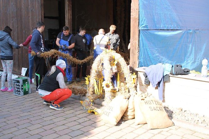 Obergebra bereitet sich auf die Kirmes vor (Foto: Sophia Schm&uuml;cking)