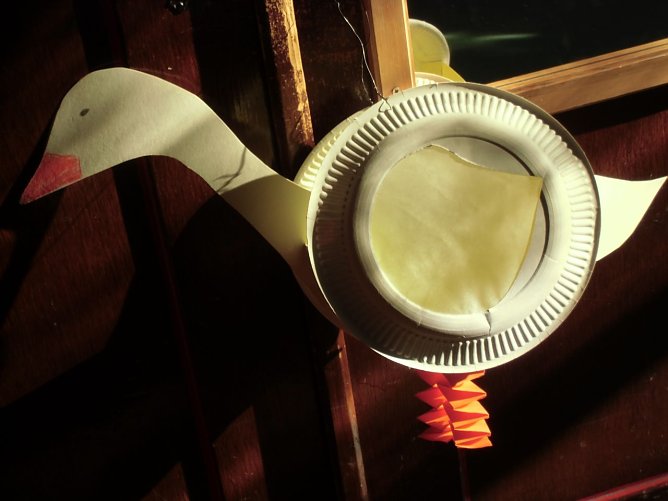 Martinsgans als Laterne - morgen wird im KILA gebastelt (Foto: Frank Tuschy) Martinsgans als Laterne - morgen wird im KILA gebastelt (Foto: Frank Tuschy)