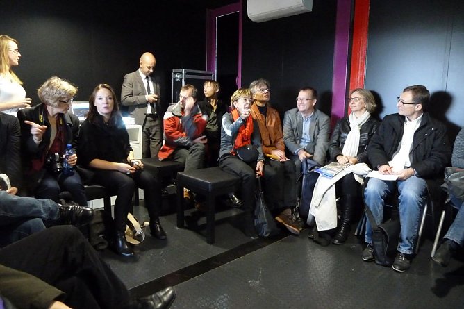 Im Atelier auf der Ile Seguin (Paris), wo fr&uuml;her der Renault R4 produziert wurde (Foto: Leonard Schenk, Konstanz)