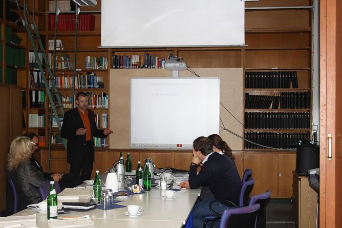 Diskussion an der Nordh&auml;user Hochschule (Foto: Hochschule Nordhausen)