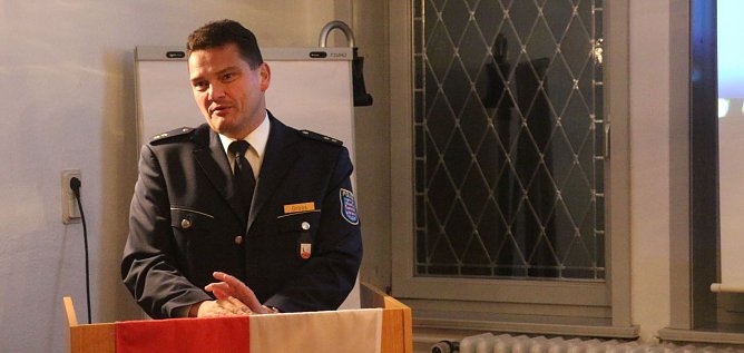 Inspektionsleiter Ronny Groos zu Gast im Bleicher&ouml;der Stadtrat (Foto: Angelo Glashagel)