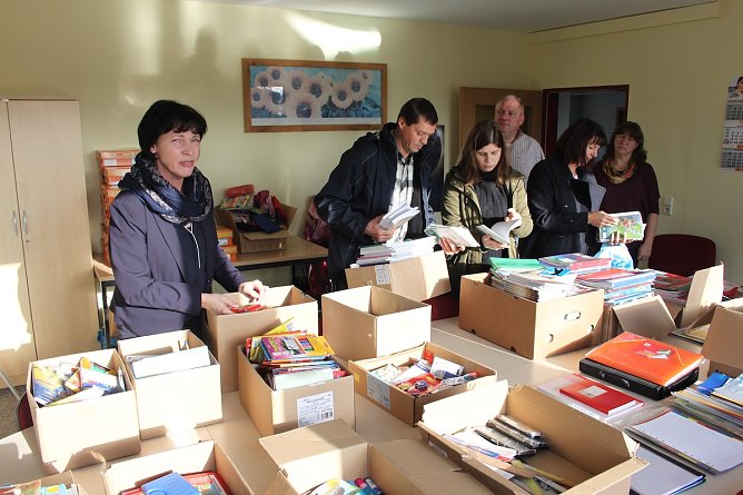 Schulmaterialien gesammelt: Aktion Schulstart des Jugendsozialwerks Nordhausen (Foto: Jugendsozialwerk)