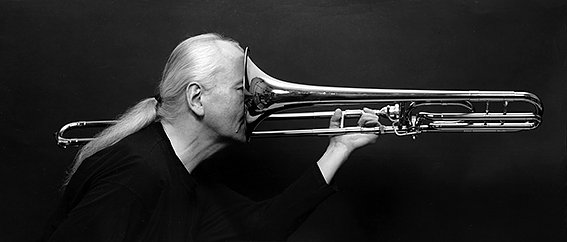 Mit Konrad Bauer geht's ins neue Jazzjahr (Foto: Jazzclub Nordhausen) Mit Konrad Bauer geht's ins neue Jazzjahr (Foto: Jazzclub Nordhausen)