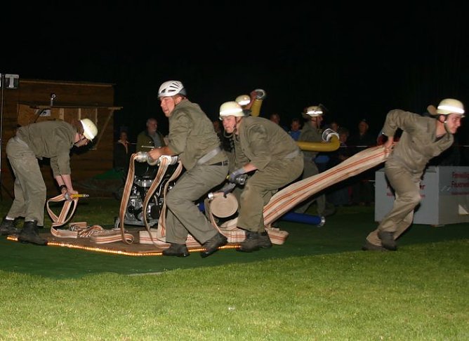 &Uuml;bung in der Nacht (Foto: FFW)