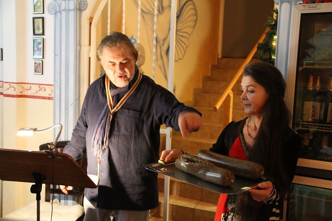 Address to a Haggis - wie es sich geh&ouml;rt wurde der Haggis auch in Stolberg gepriesen (Foto: Angelo Glashagel)