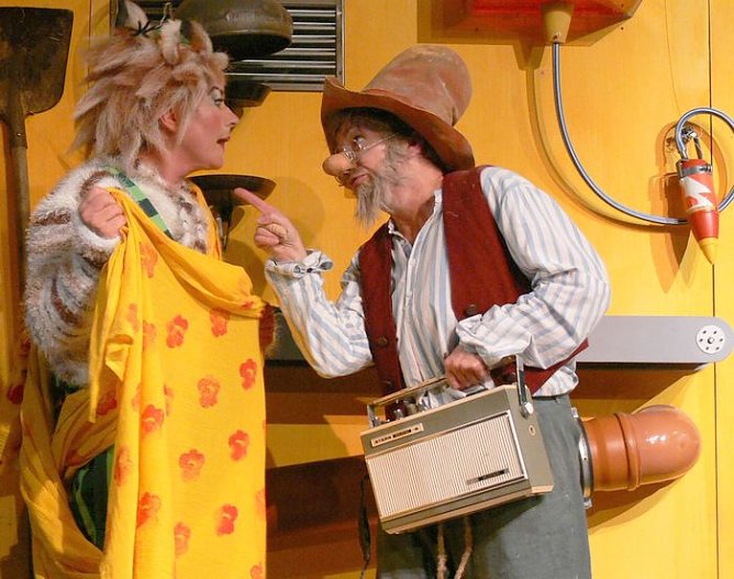 Zum Männertag ins Theater (Foto: S. U.) Zum Männertag ins Theater (Foto: S. U.)