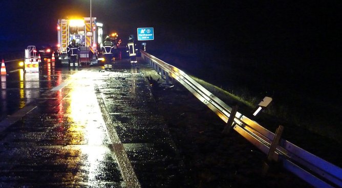 Unfall auf der A 38 (Foto: nnz)
