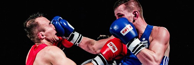 Radomir Obrusniak (blaue Kampfkleidung) ist wieder in der NSV-Staffel (Foto: Christoph Keil)