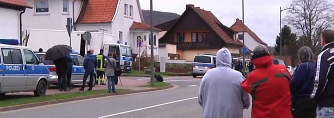 Großeinsatz in Obergebra (Foto: Angelo Glashagel) Großeinsatz in Obergebra (Foto: Angelo Glashagel)