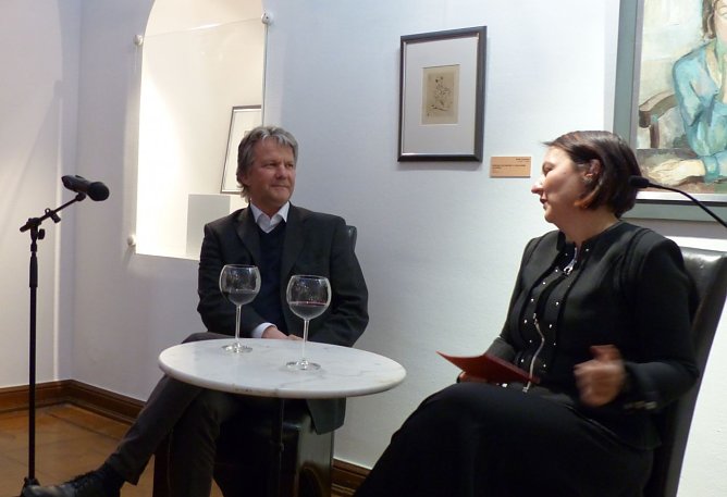 Susanne Hinsching im Gespr&auml;ch mit dem neuen Theaterintendanten Daniel Klajner (Foto: Dr. Wolfgang R. Pientka)
