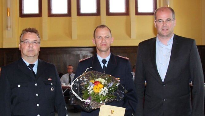 Neuer Fachberater (Bildmitte) (Foto: J. Piper)